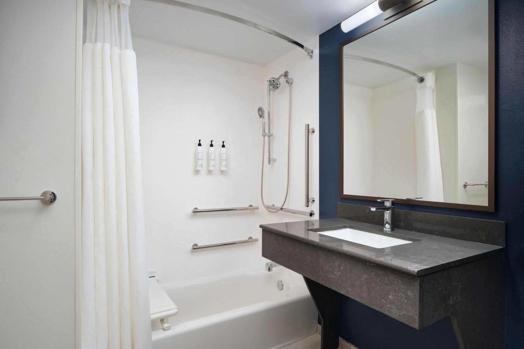 Fairfield Inn & Suites Auburn Opelika Ngoại thất bức ảnh